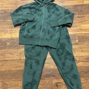 Old Navy Active Dynamic Fleece Joggers Set - tye-dye green